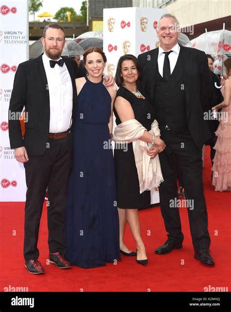 greg davies married.